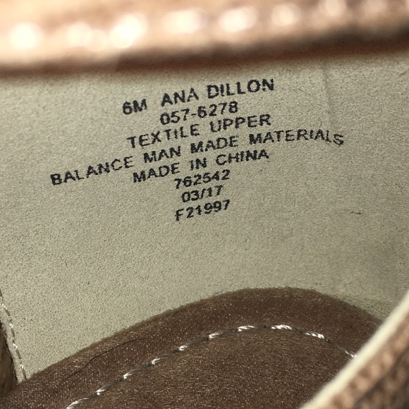 Sandals - Picture 6 of 6